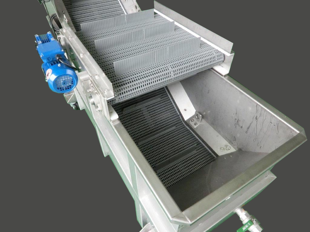 Water cooling conveyors.